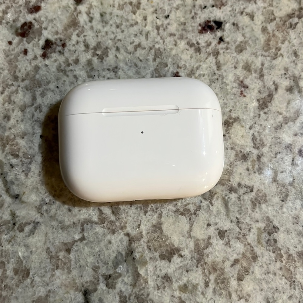 Apple AirPods Pro brand new